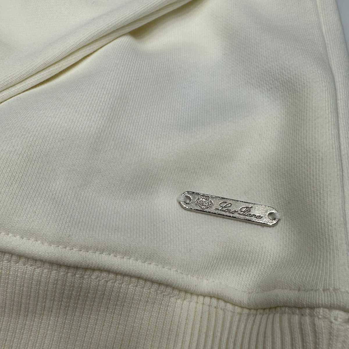 Φούτερ Loro Piana 17026 “Sale”