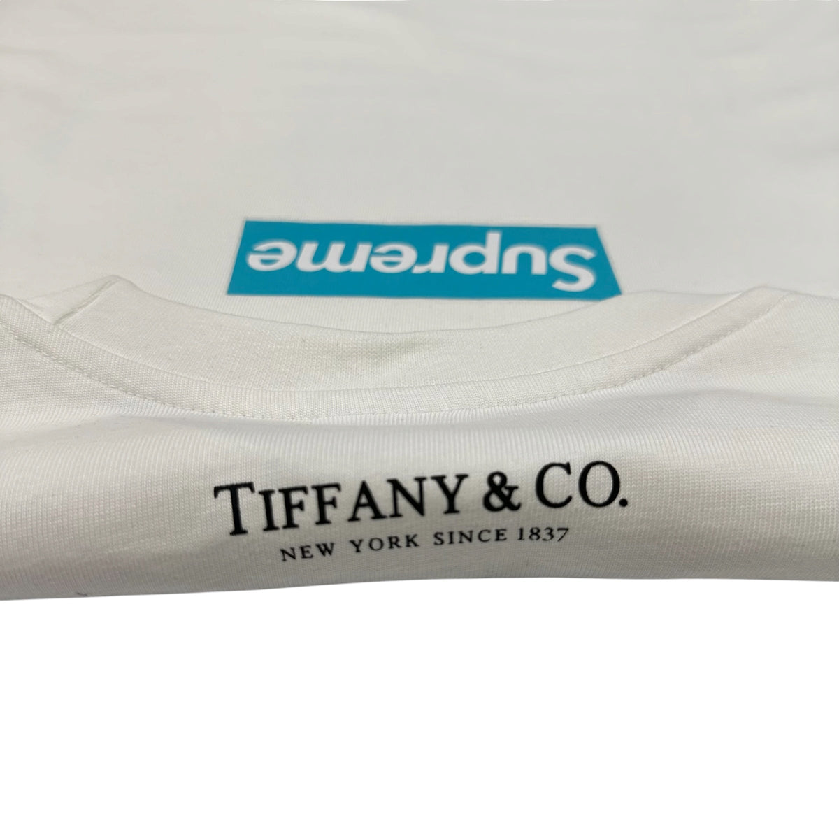 T-shirt Supreme 1398 “Sale”